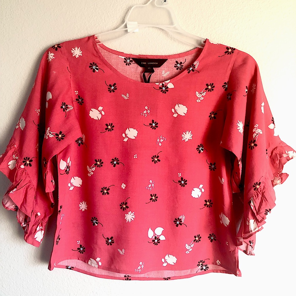 Coral pink short top- frill sleeves.Zink London